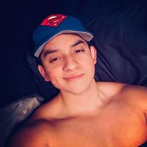 Meet your Posher, Eduardo